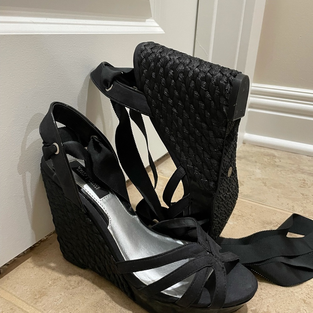 WHBM ribbon tie wedges